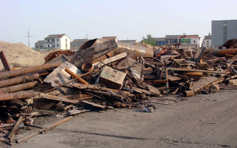 1991年，投身廢鋼貿(mào)易，開(kāi)啟輝煌旅程